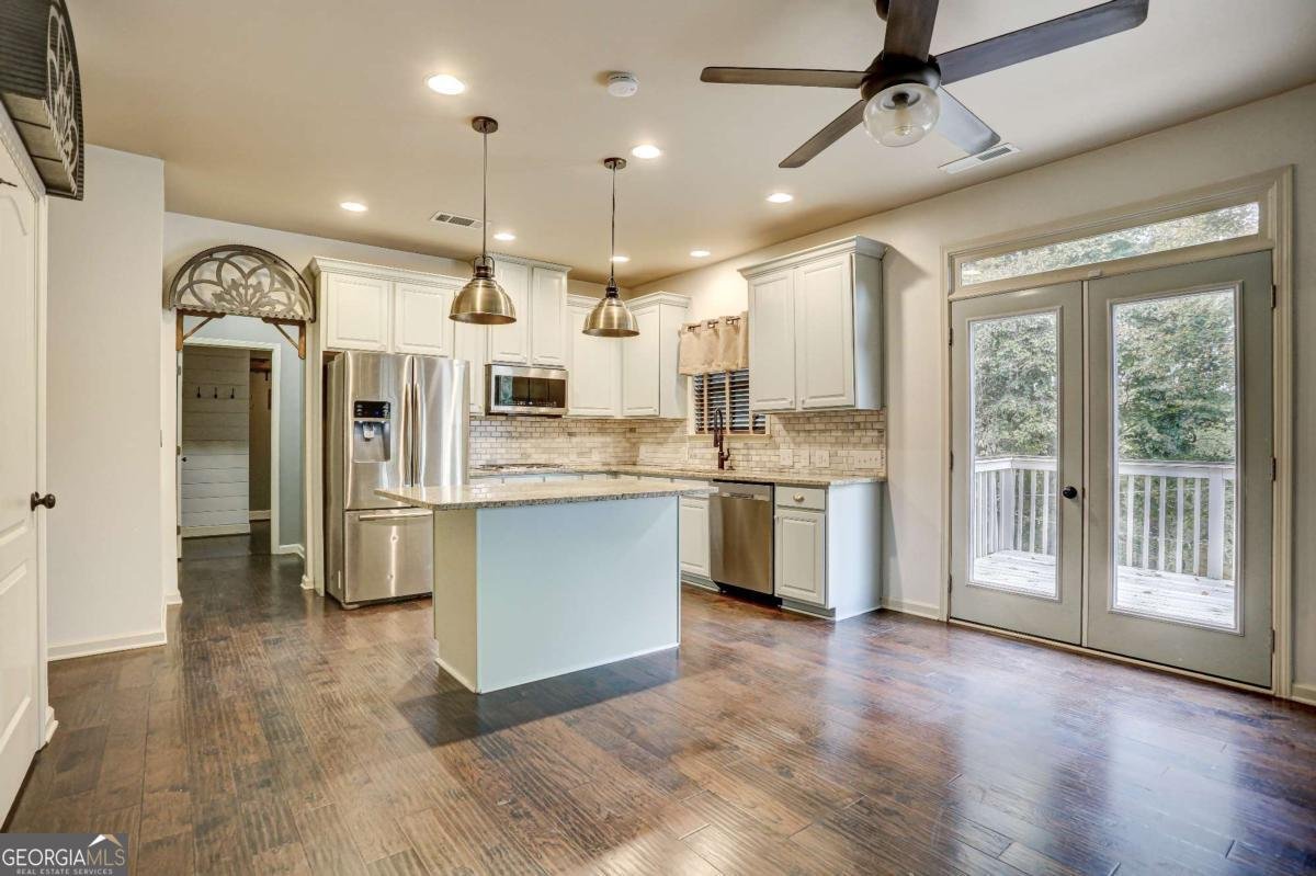 2560 Olney Falls Drive Braselton - 14