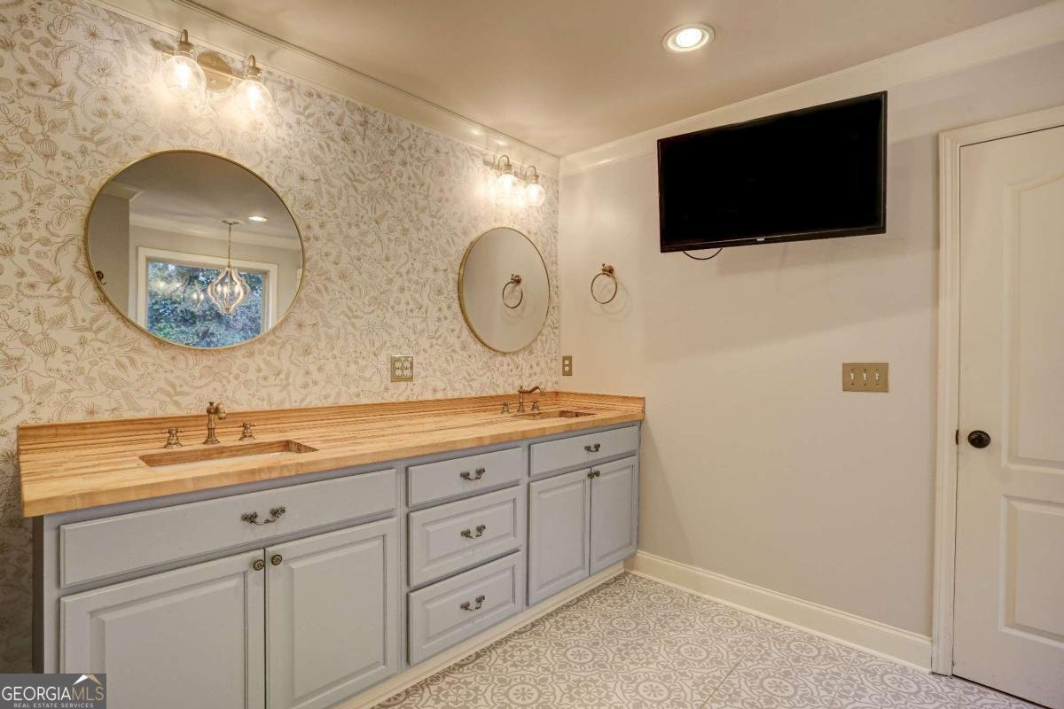 2560 Olney Falls Drive Braselton - 25