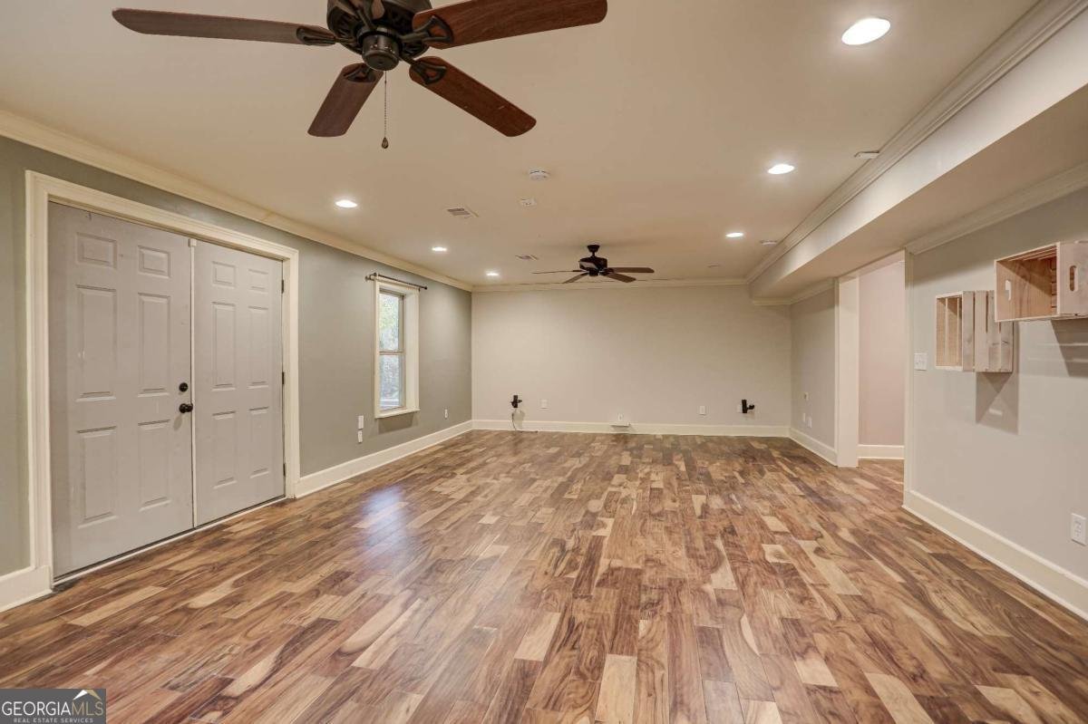 2560 Olney Falls Drive Braselton - 42