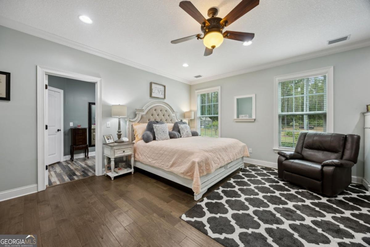 4048 Highway 259 White Oak - 32