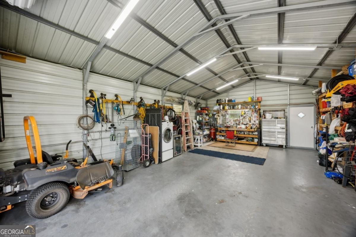 4048 Highway 259 White Oak - 63