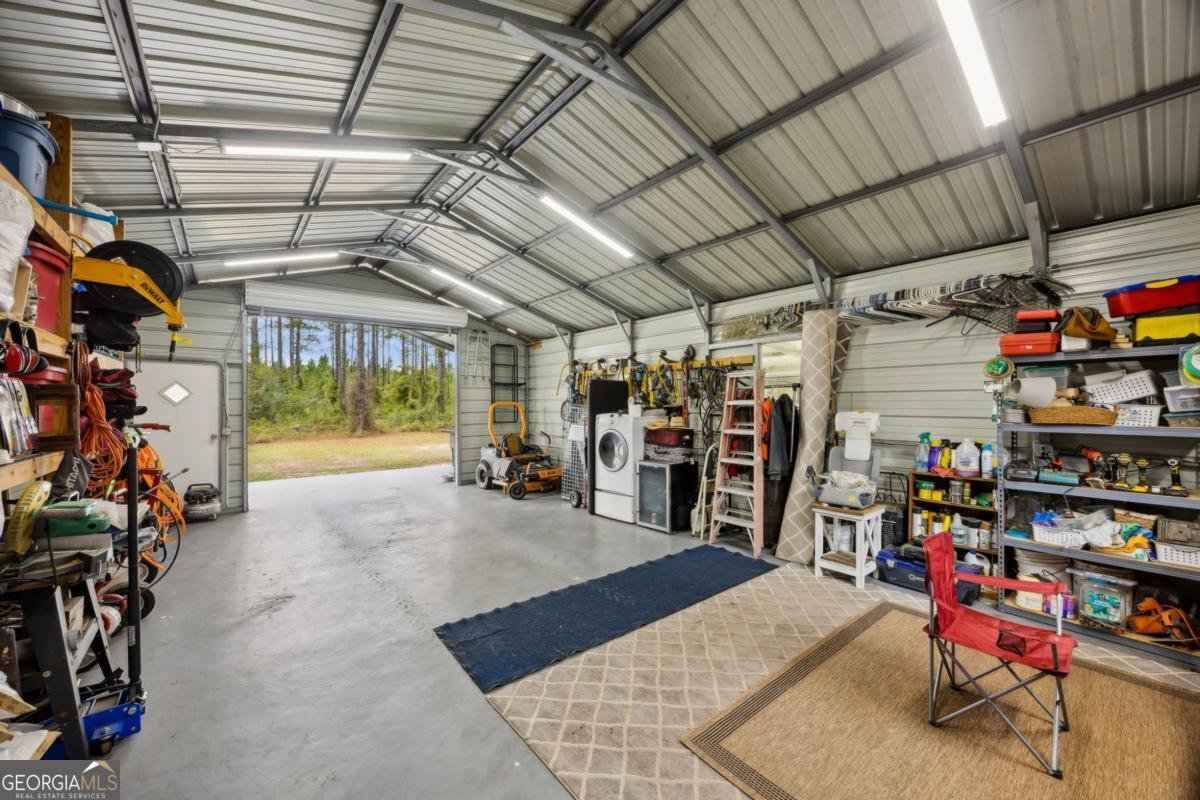 4048 Highway 259 White Oak - 64