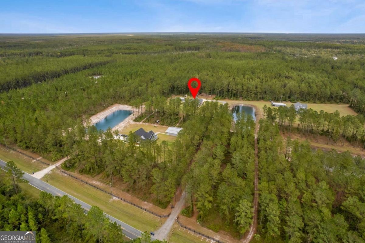 4048 Highway 259 White Oak - 77