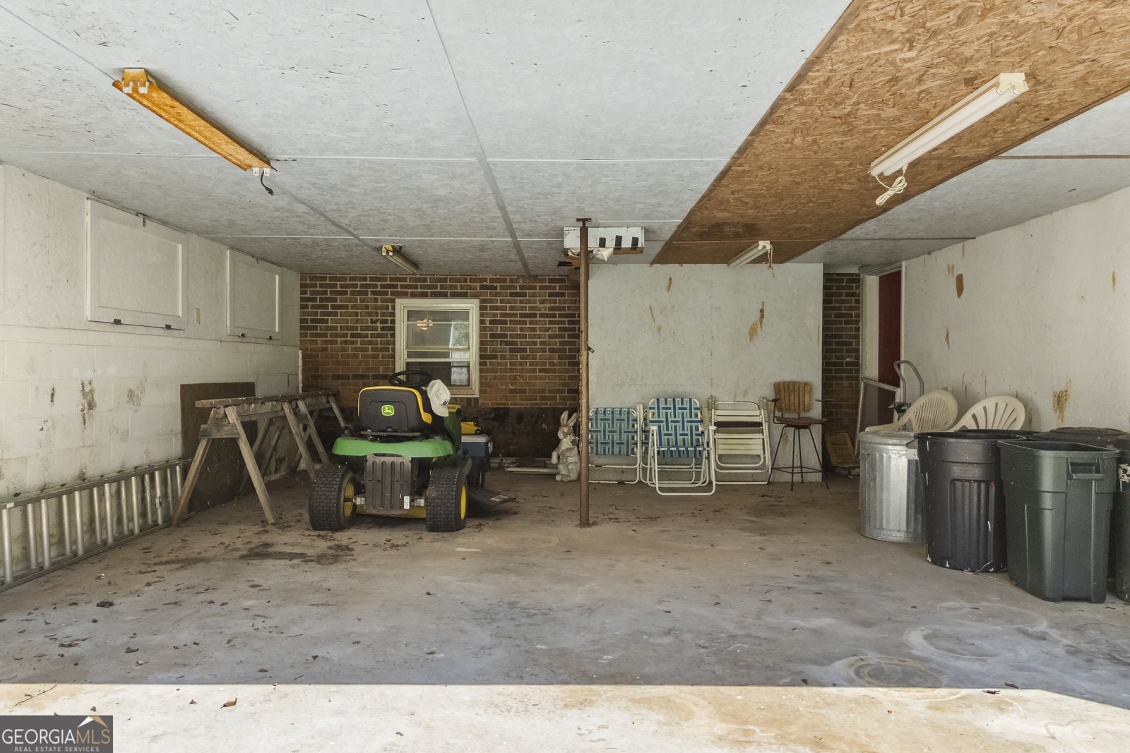 329 Riverbend Drive Royston - 55