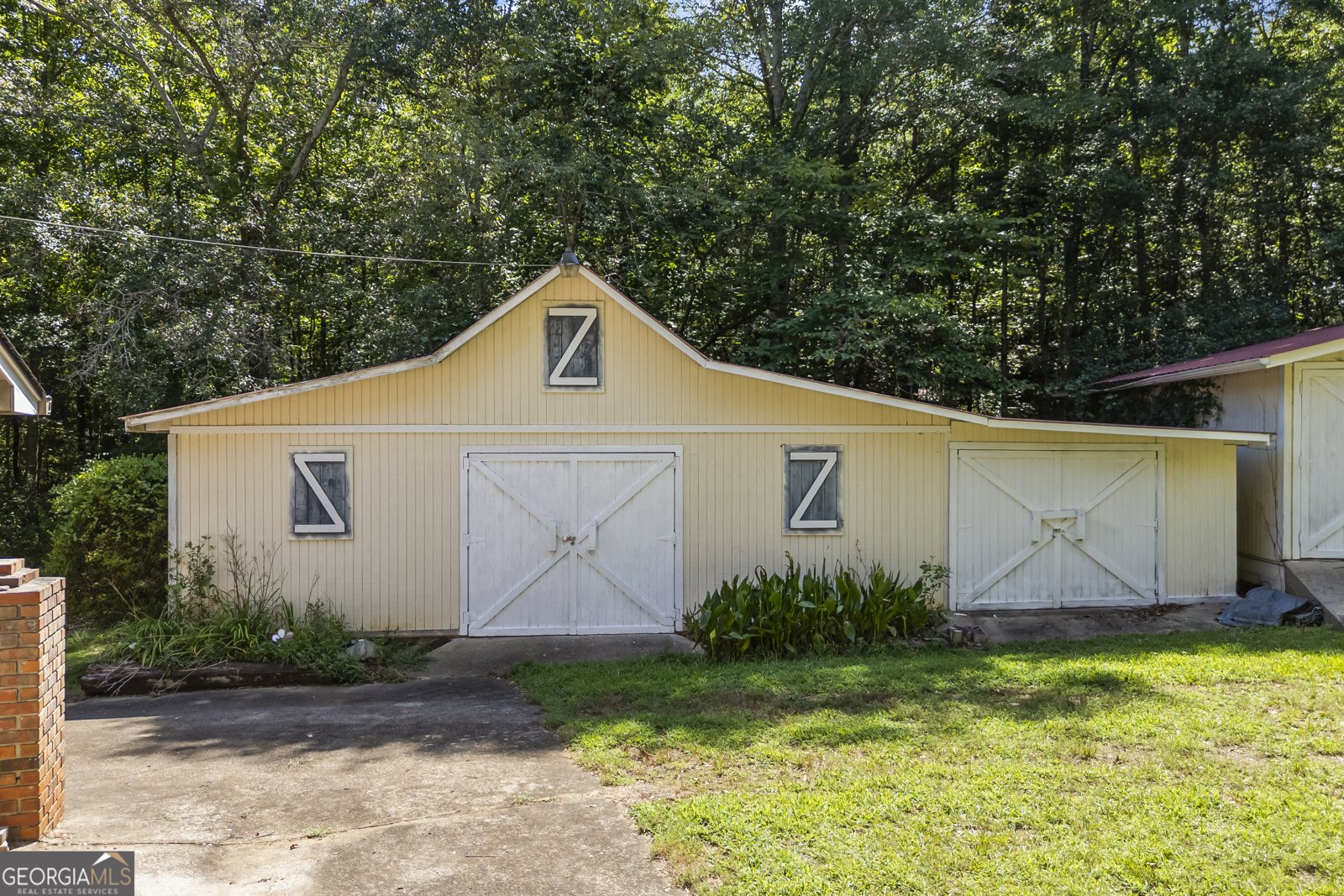 329 Riverbend Drive Royston - 56