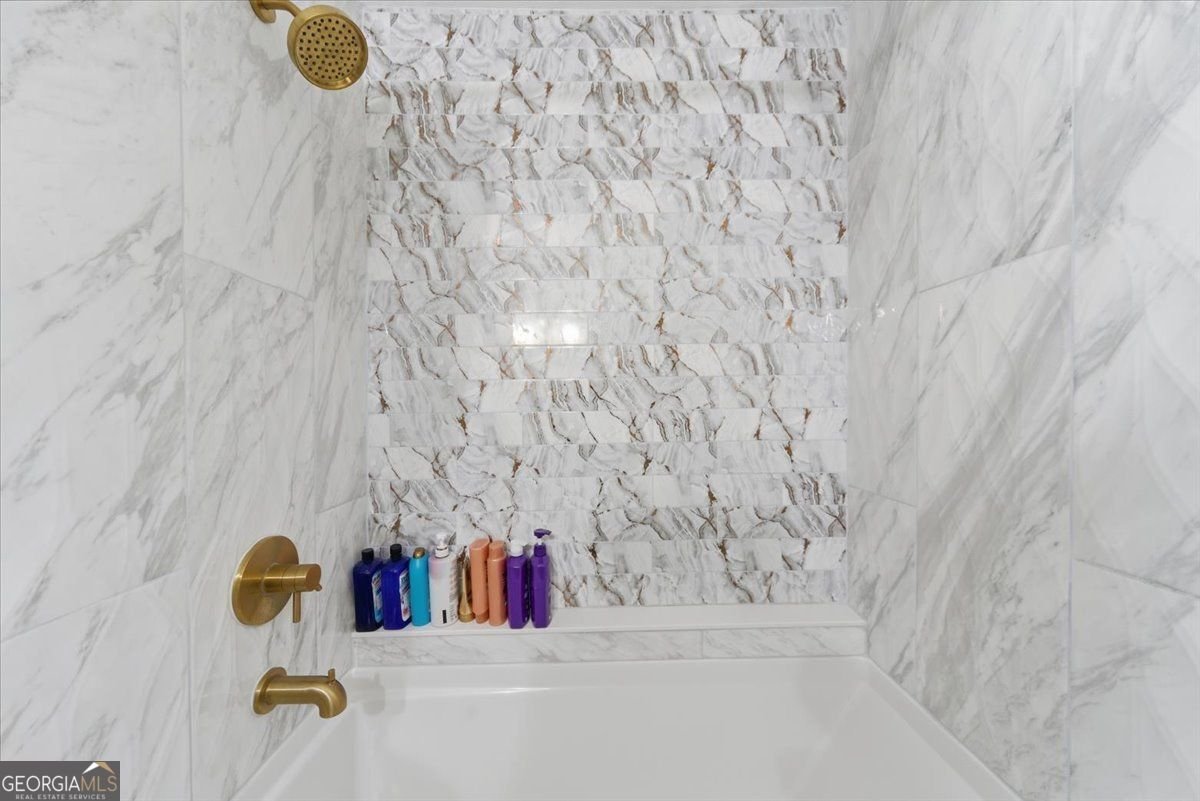 4506 TURNING LEAF Drive Gillsville - 18