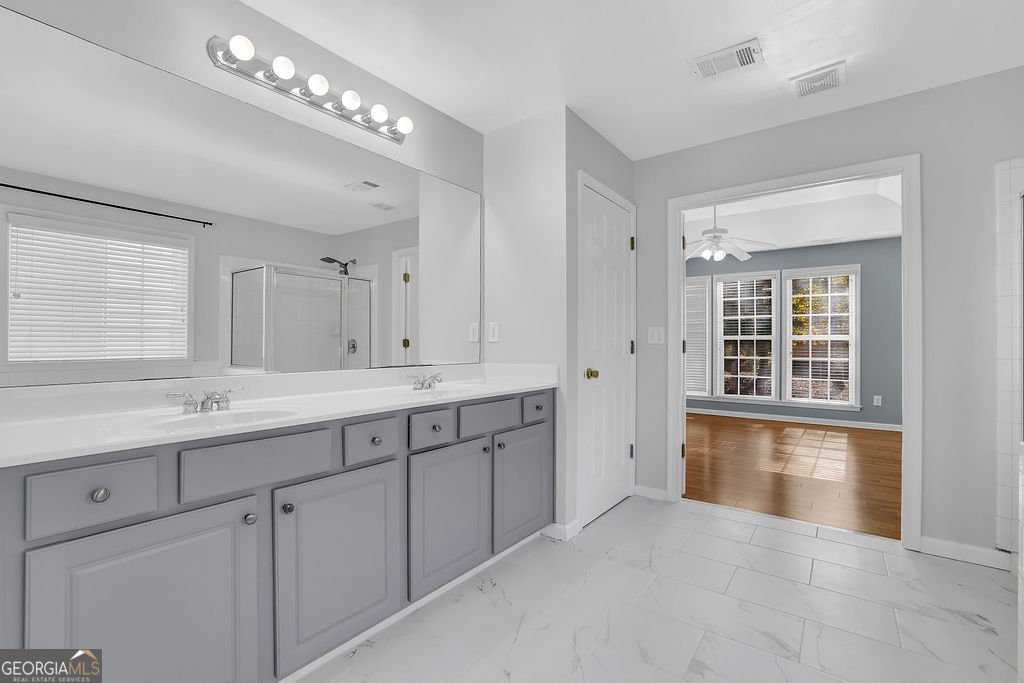 4000 Embassy Way Lilburn - 37