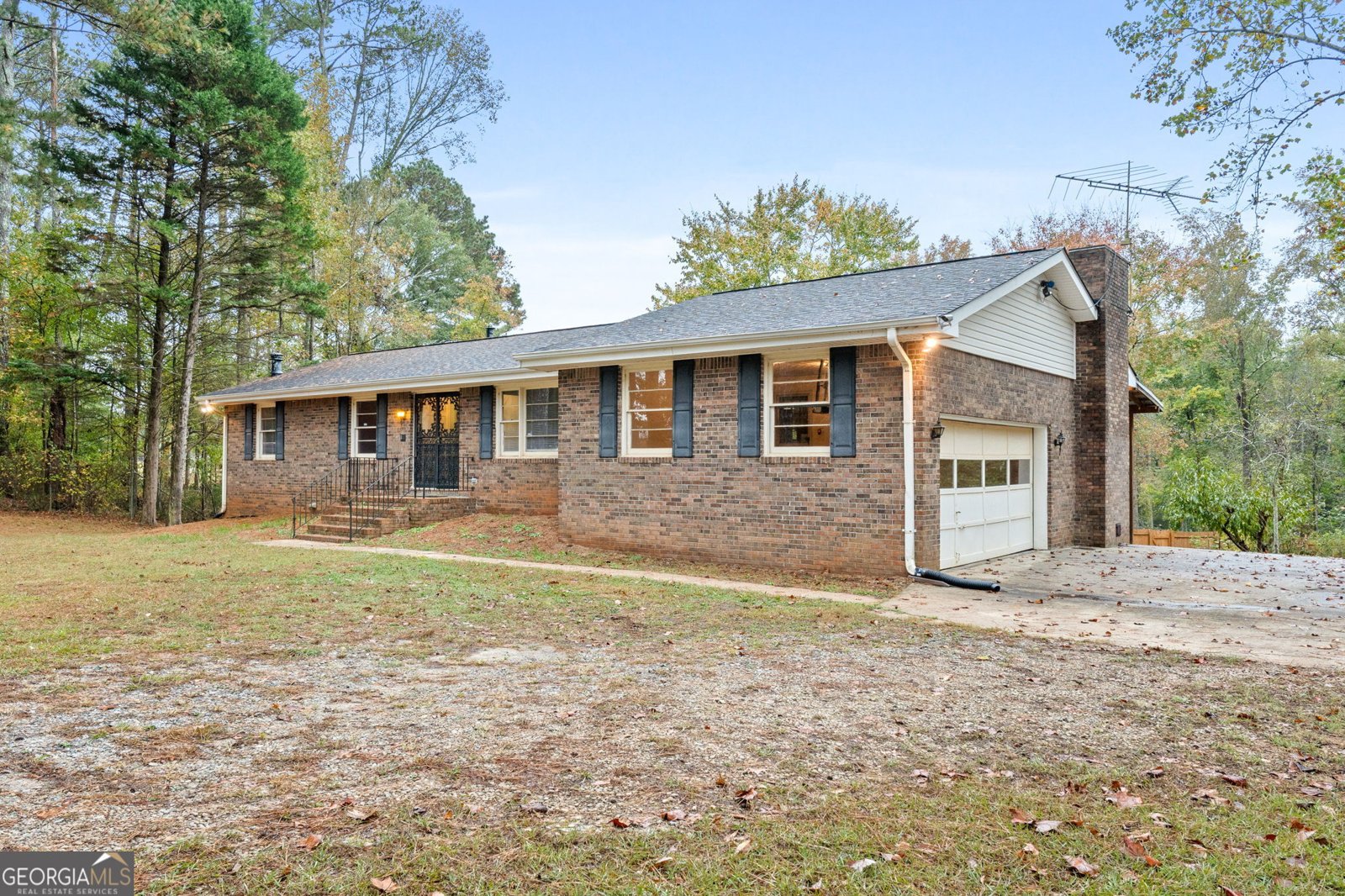 663 Moseley Drive Stockbridge - 4