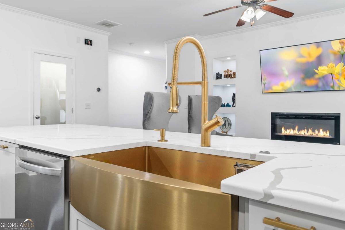 702 Barberry Drive Woodstock - 1