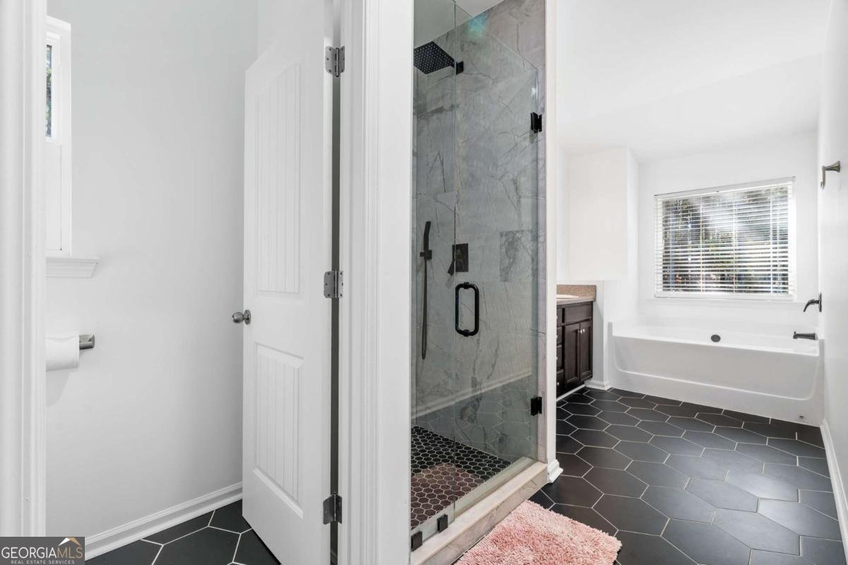 702 Barberry Drive Woodstock - 8