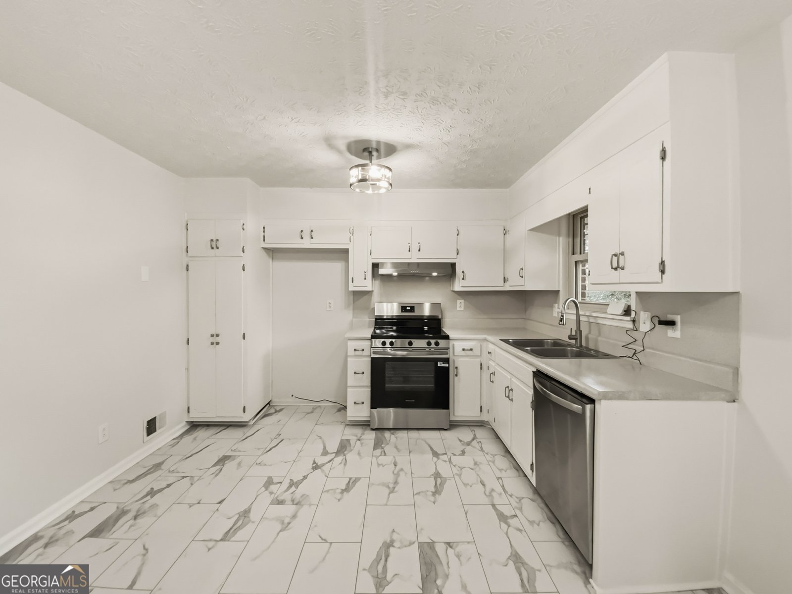 2217 Willoby Court Morrow - 12