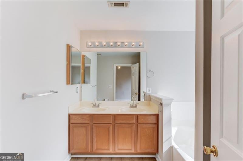 5670 HOLLOW RIDGE Norcross - 19