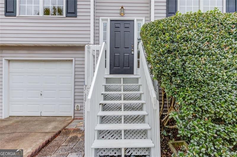 5670 HOLLOW RIDGE Norcross - 4