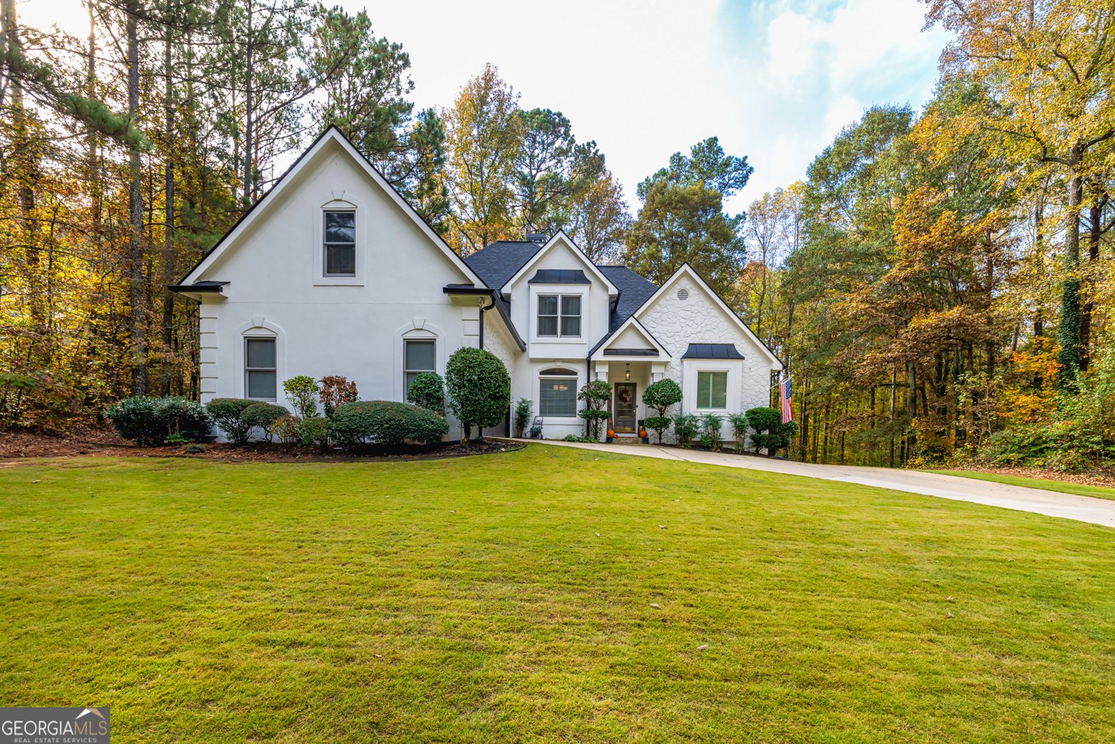 84 Woodcliff Court Newnan - 2