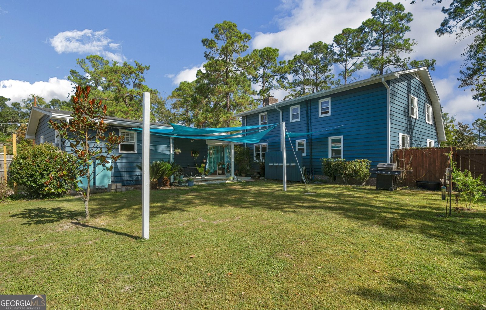 807 City Boulevard Waycross - 27