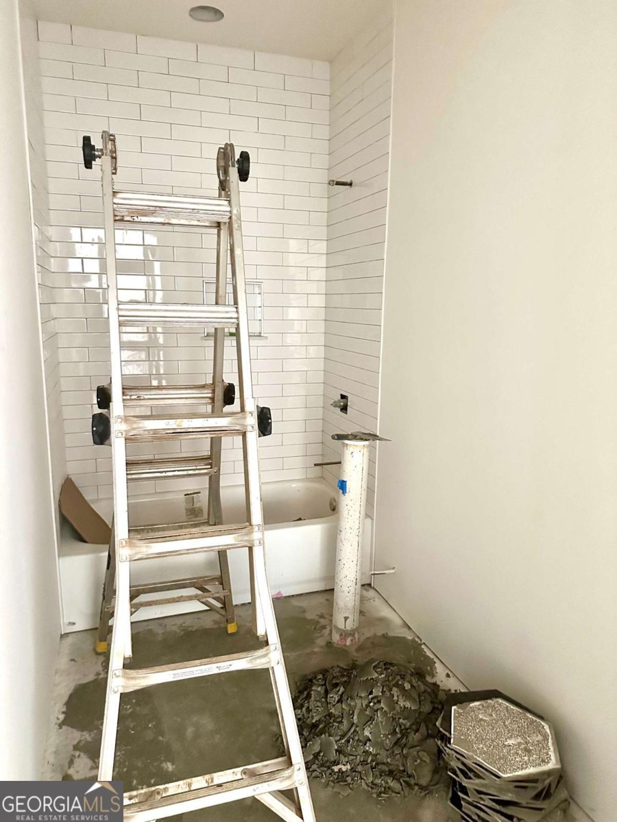 53 Clinic Road Tate - 13