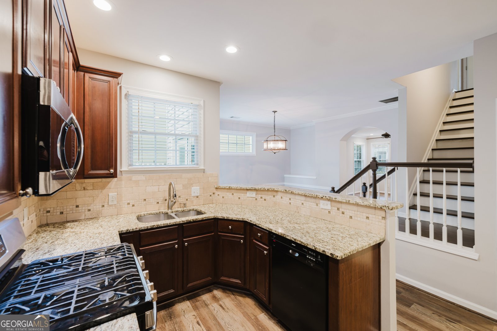 747 Gardenside Circle Marietta - 18