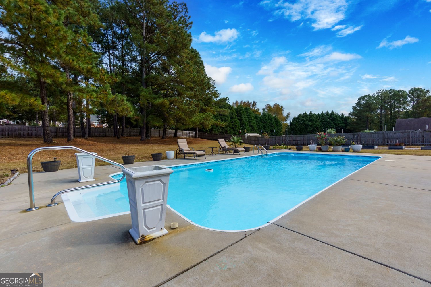 906 Callee Drive Loganville - 32