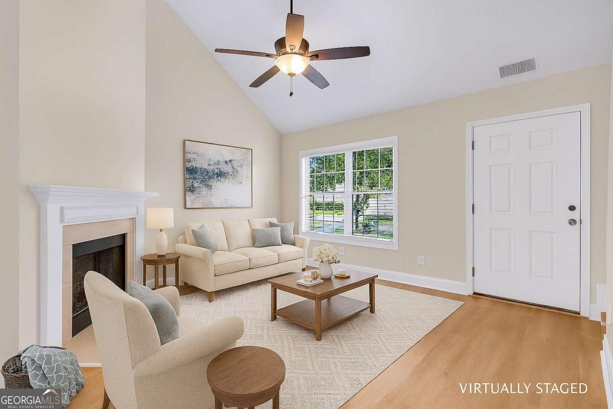 152 Stoneforest Drive Woodstock - 3