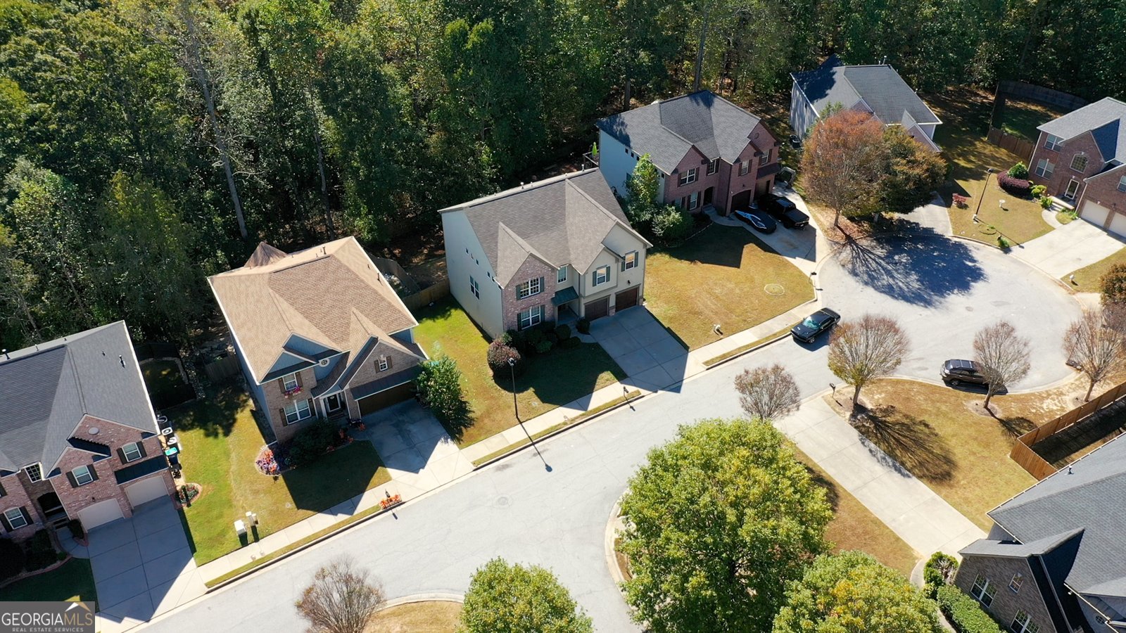 5688 Baffin Road South Fulton - 44