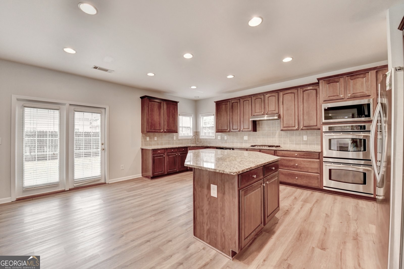 5836 Rue Villa Ln Dale Tucker - 22