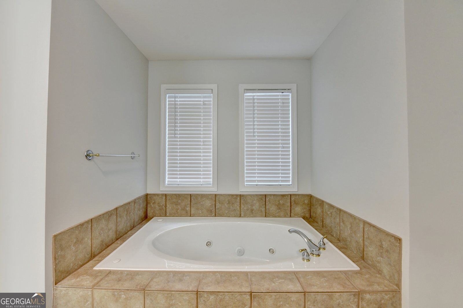 5836 Rue Villa Ln Dale Tucker - 42