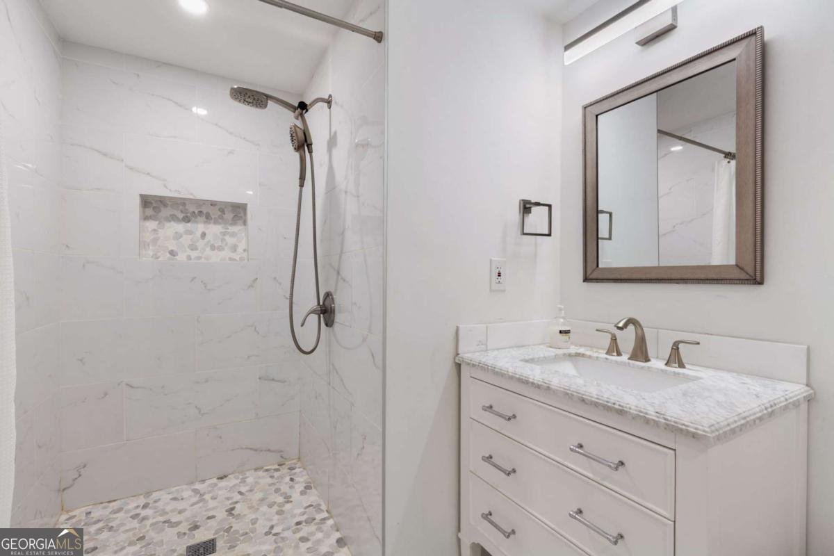 4290 CANTERBURY WALK Drive Duluth - 31