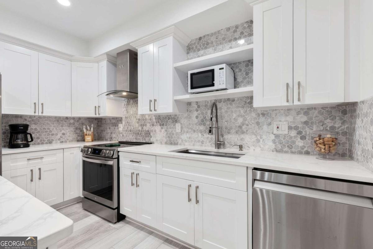 4290 CANTERBURY WALK Drive Duluth - 37