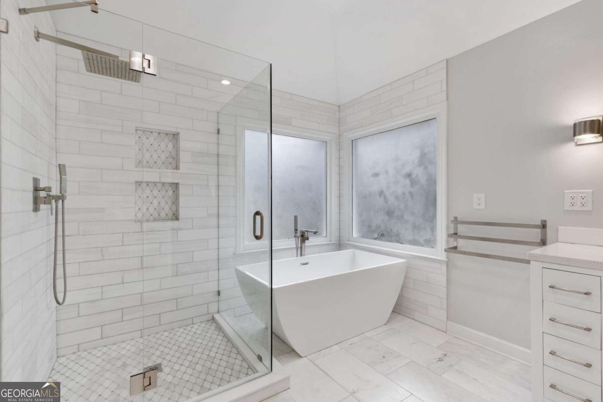 4290 CANTERBURY WALK Drive Duluth - 53