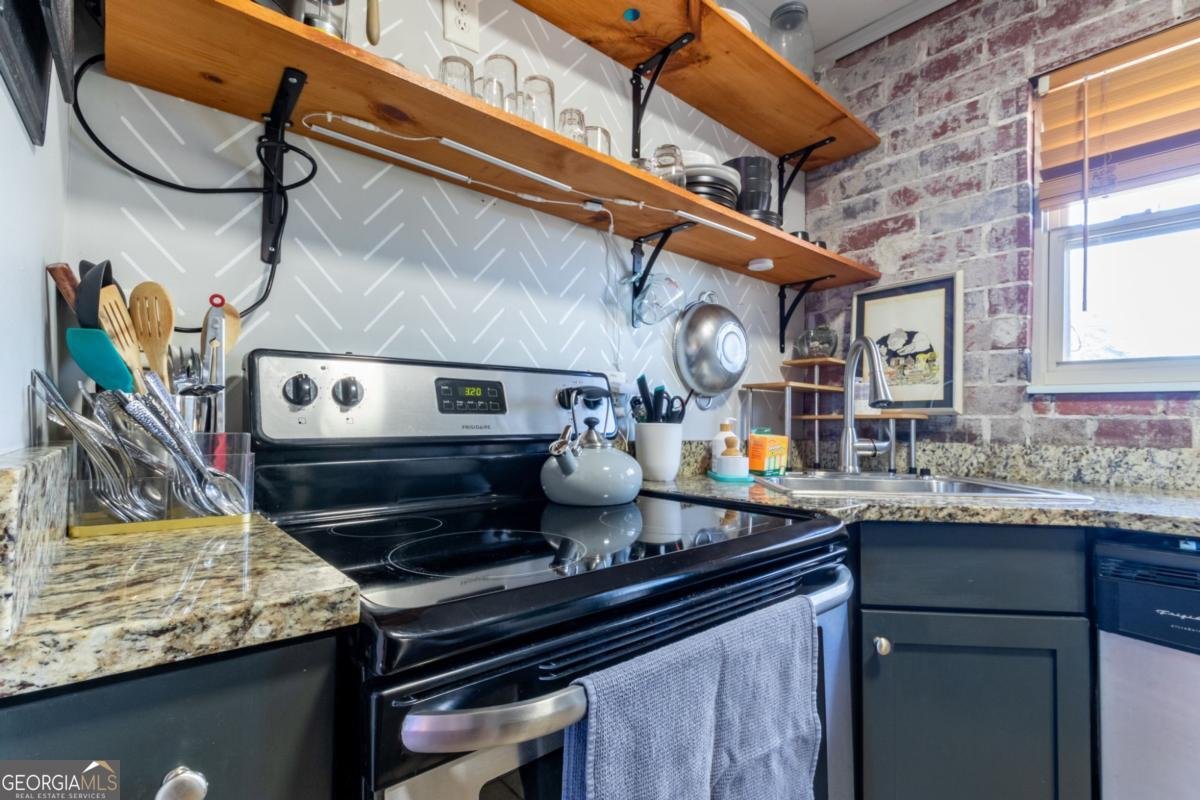 561 Formwalt Street Atlanta - 12