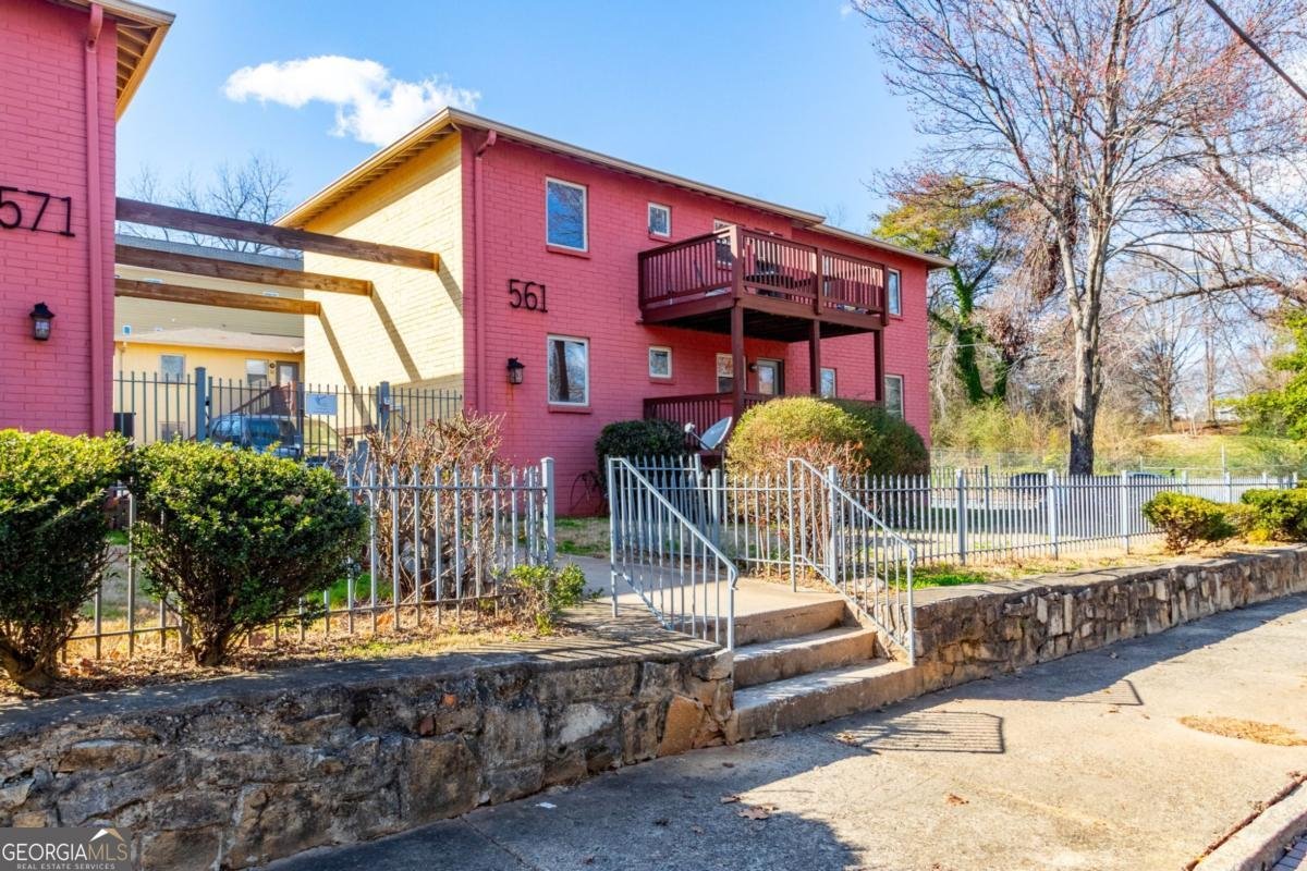 561 Formwalt Street Atlanta - 3