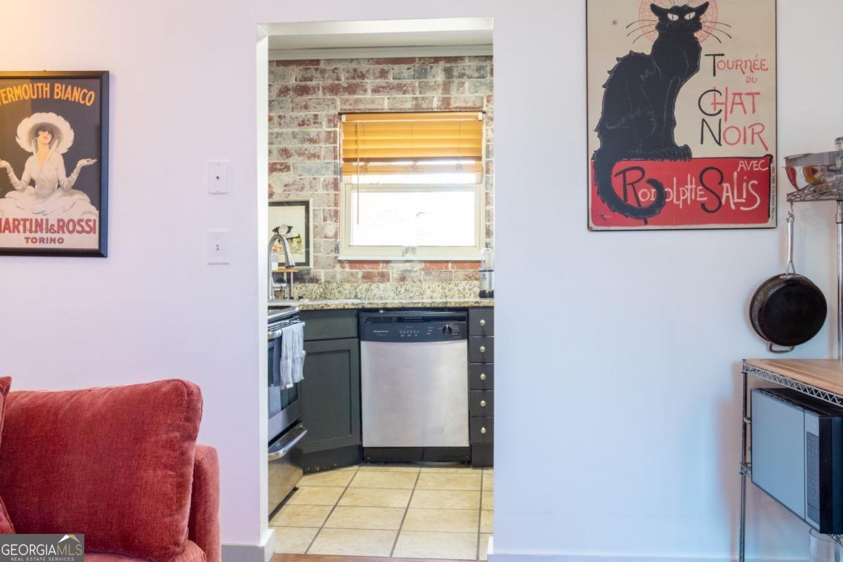 561 Formwalt Street Atlanta - 8