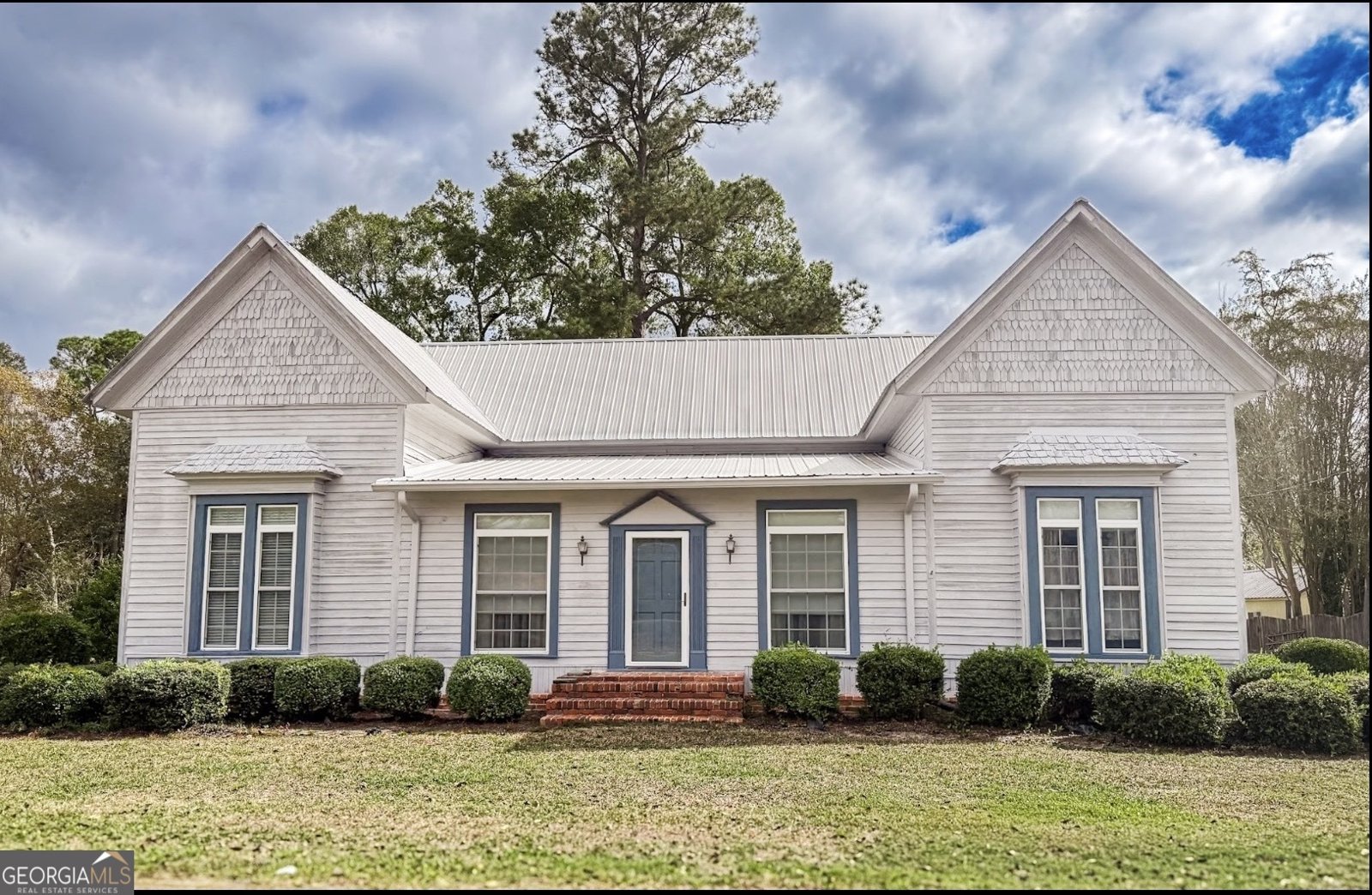 211 Railroad Street Garfield - main photo