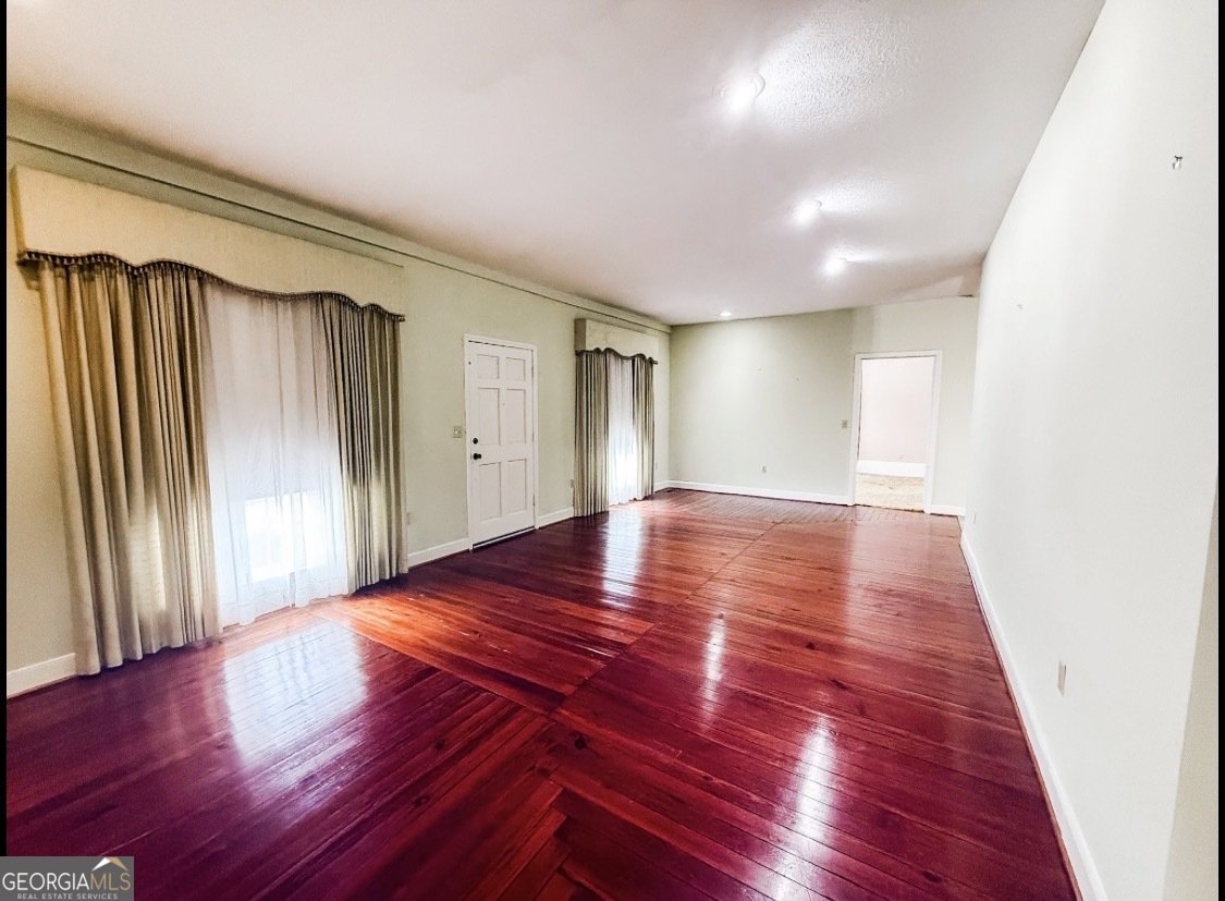 211 Railroad Street Garfield - 10