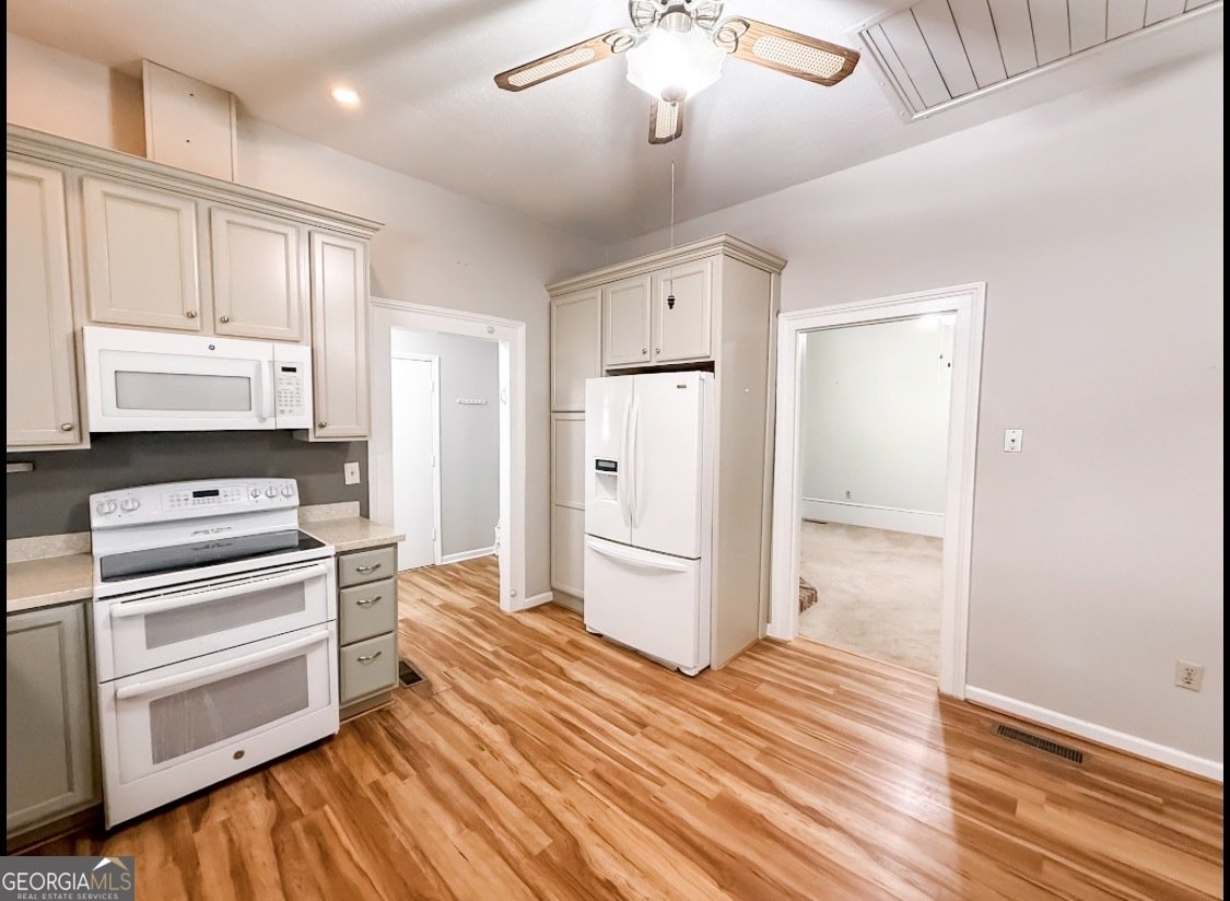 211 Railroad Street Garfield - 2