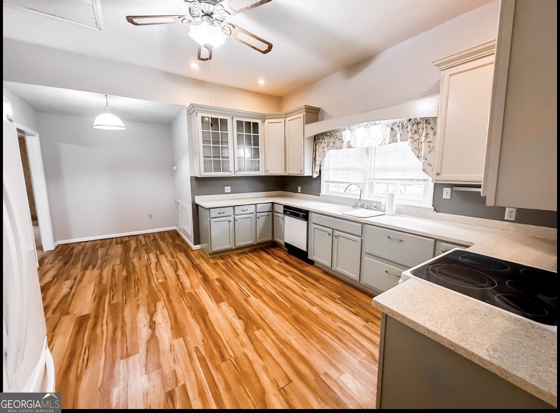 211 Railroad Street Garfield - 3