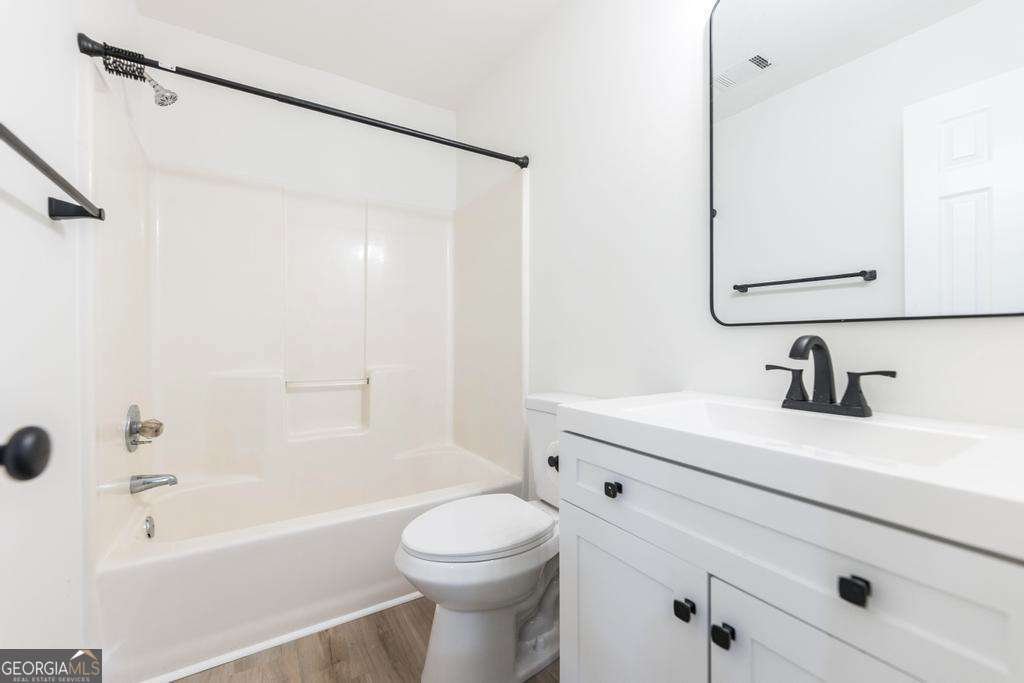 321 Riverbend Court Macon - 2