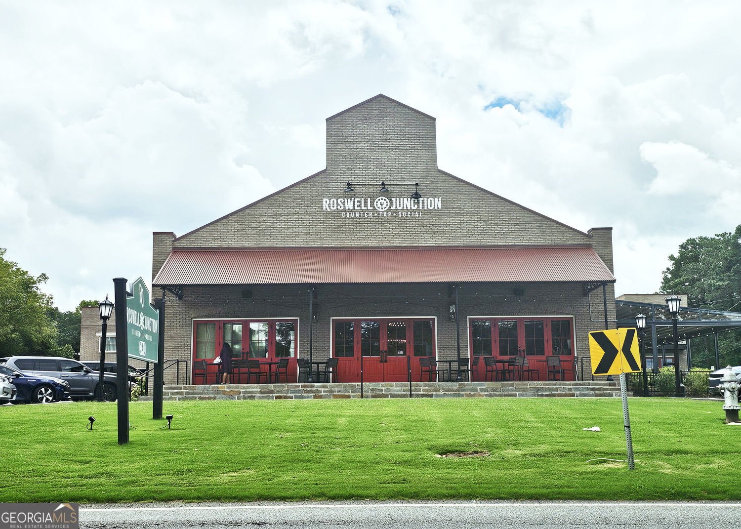 100 River Ridge Lane Roswell - 38