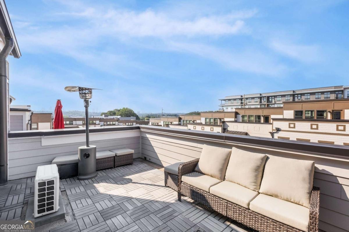 2161 Burnside Drive Atlanta - 24