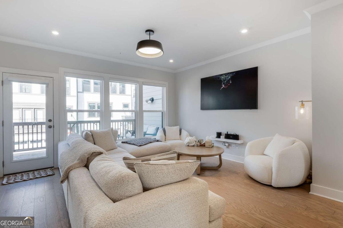 2161 Burnside Drive Atlanta - 8