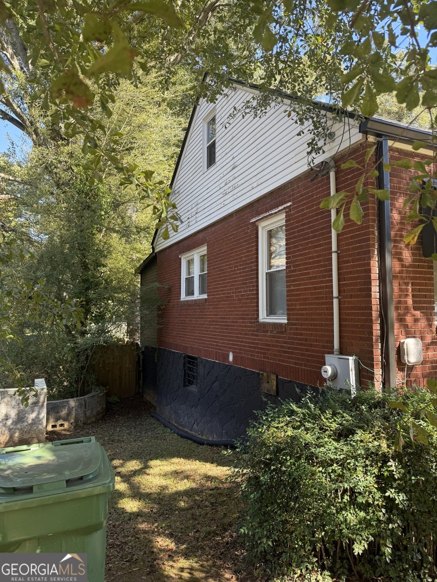 1695 Beecher Street Atlanta - 3