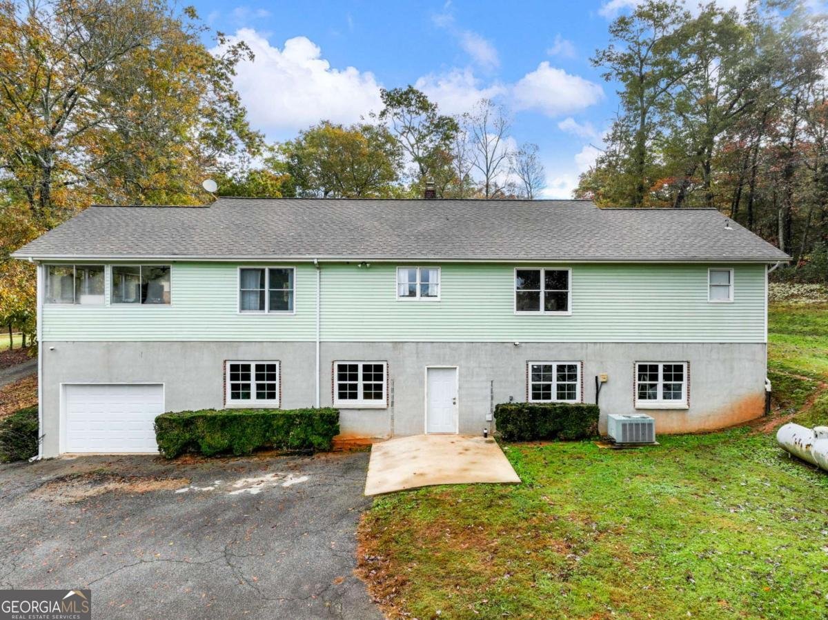 849 BLACKSNAKE Road Mount Airy - 28