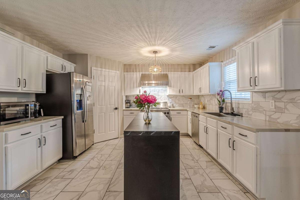 9620 Carolina Drive Jonesboro - 33