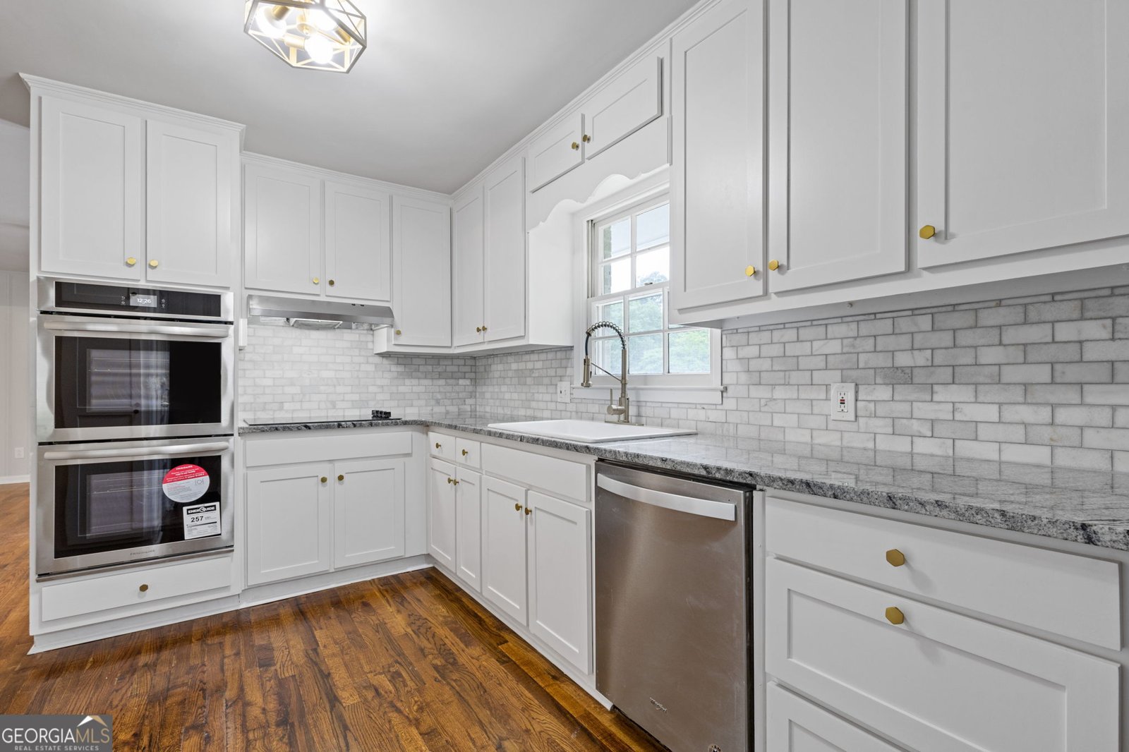 256 Teresa Lane Loganville - 55