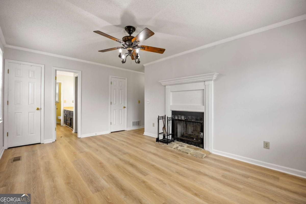 5010 Hickory Drive Winterville - 19