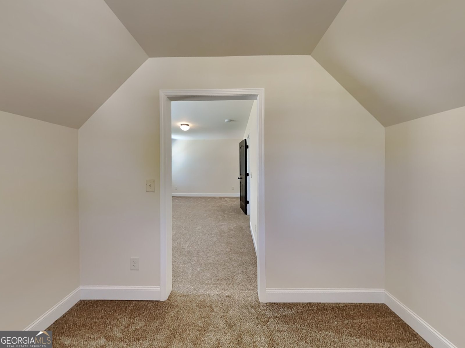 143 Tara Boulevard Loganville - 24