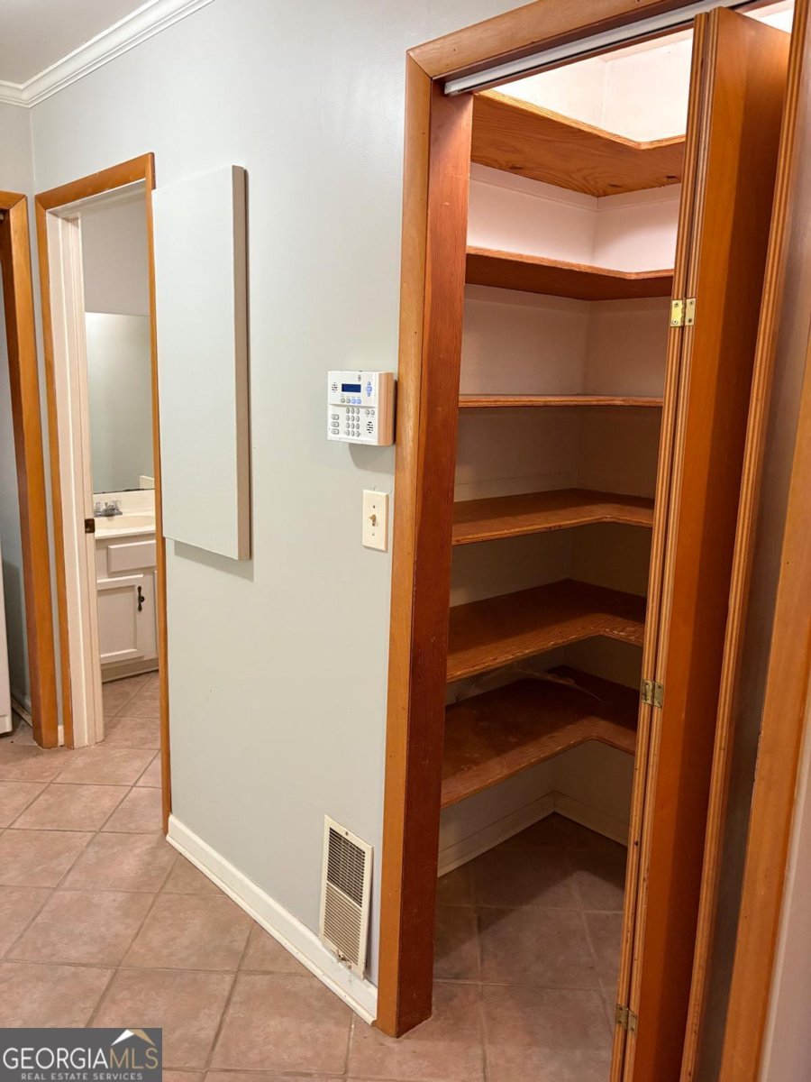 1040 Wordsworth Drive Roswell - 18