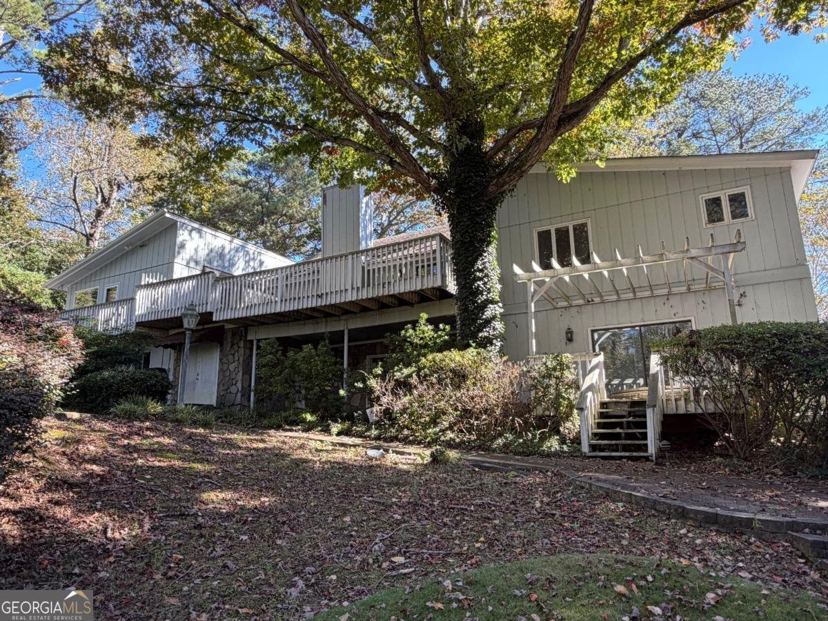 1040 Wordsworth Drive Roswell - 2