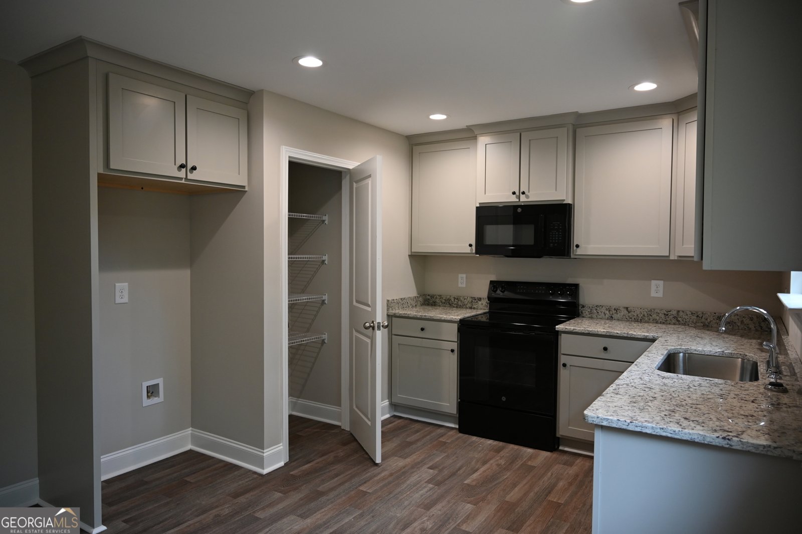 264 Canyon Point Drive Demorest - 9