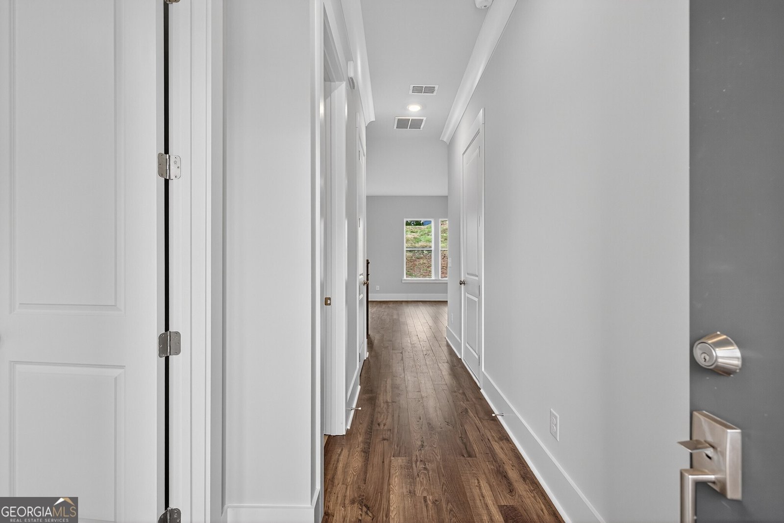 405 Crimson Feather Jefferson - 4